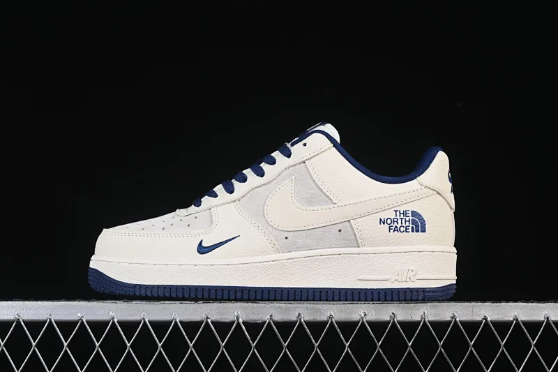 All categories Nk Air Force 1 Air Force series Nk Air Force 1 Low Air Force low-top Nike Air Force 1'07 Low North Face joint pig eight-meter blue Air Force 1 low-top casual sneakers DF0188-107